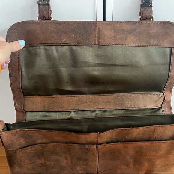 MENS CRAZY HORSE LEATHER SHOULDER MESSENGER LAPTOP BAG - Picture 4 of 16